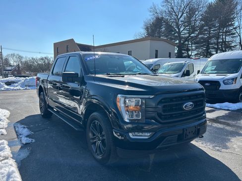 Certified 2022 Ford F150 XLT w/ Equipment Group 302A High image 3