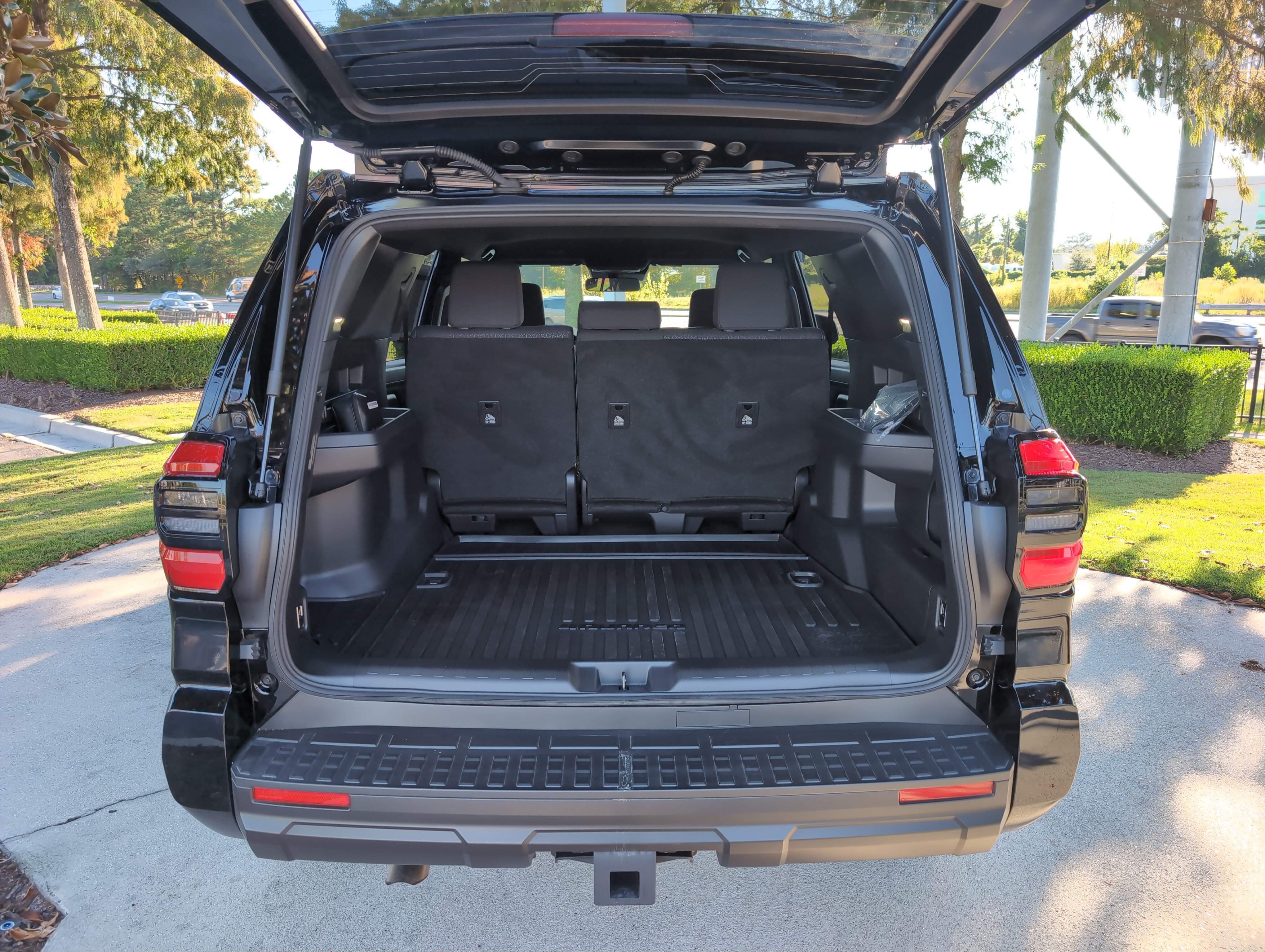 Certified 2026 Toyota 4Runner SR5 RWD image 31