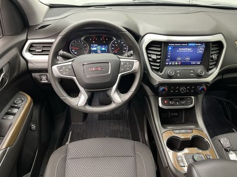 Certified 2023 GMC Acadia SLE w/ Driver Convenience Package image 14