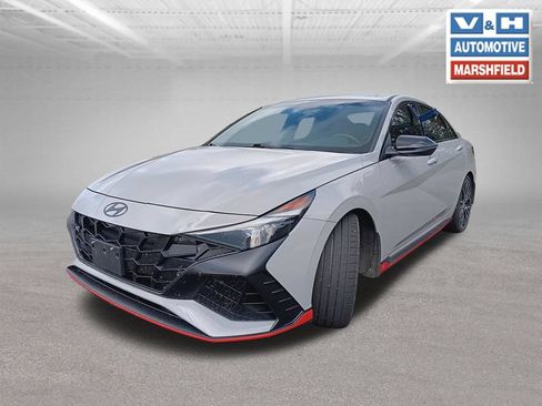 Used 2023 Hyundai Elantra N FWD image 9