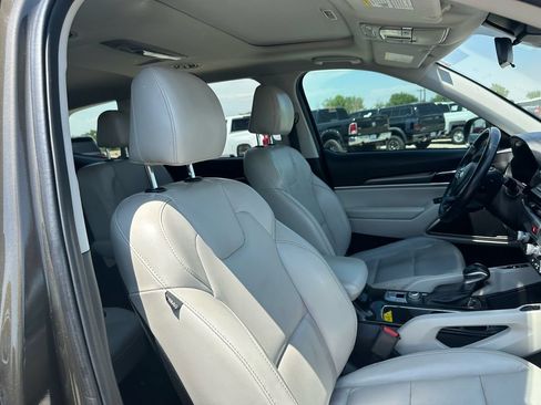 Used 2020 Kia Telluride S AWD/4WD image 16