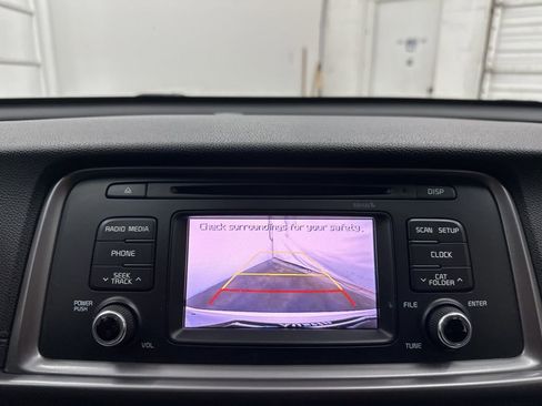 Used 2016 Kia Optima LX w/ LX Convenience Package image 15