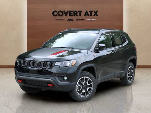 New 2026 Jeep Compass Trailhawk w/ Sun, Sound & Navigation Group AWD/4WD image 1