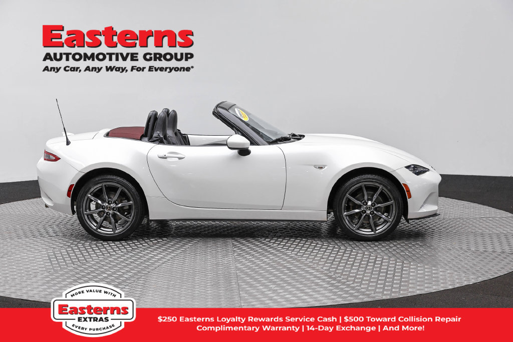Used 2018 MAZDA MX-5 Miata Grand Touring RWD image 5