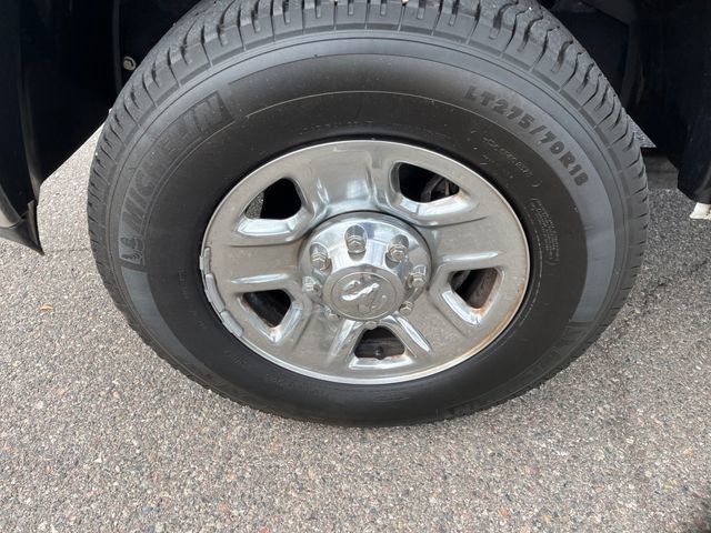 Used 2017 RAM 2500 Tradesman w/ Chrome Appearance Group AWD/4WD image 8