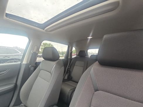 Used 2026 Honda CR-V EX image 8