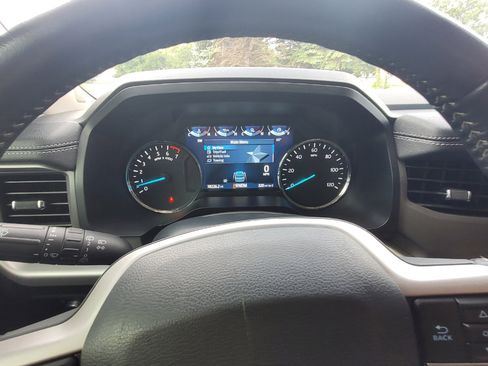 Used 2022 Ford Expedition XL image 10