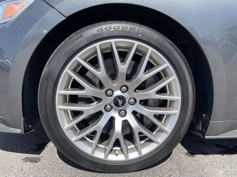 Used 2017 Ford Mustang GT Premium w/ GT Performance Package image 30