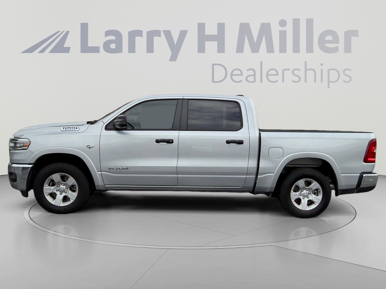 New 2026 RAM 1500 Big Horn AWD/4WD image 2