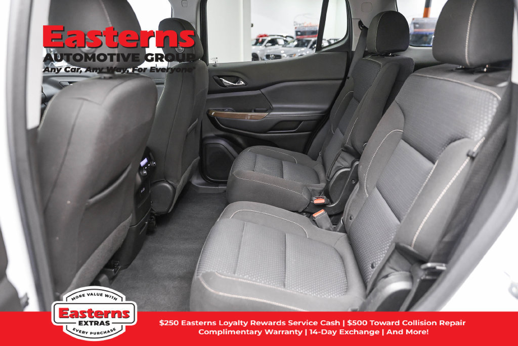 Used 2023 GMC Acadia SLE FWD image 21