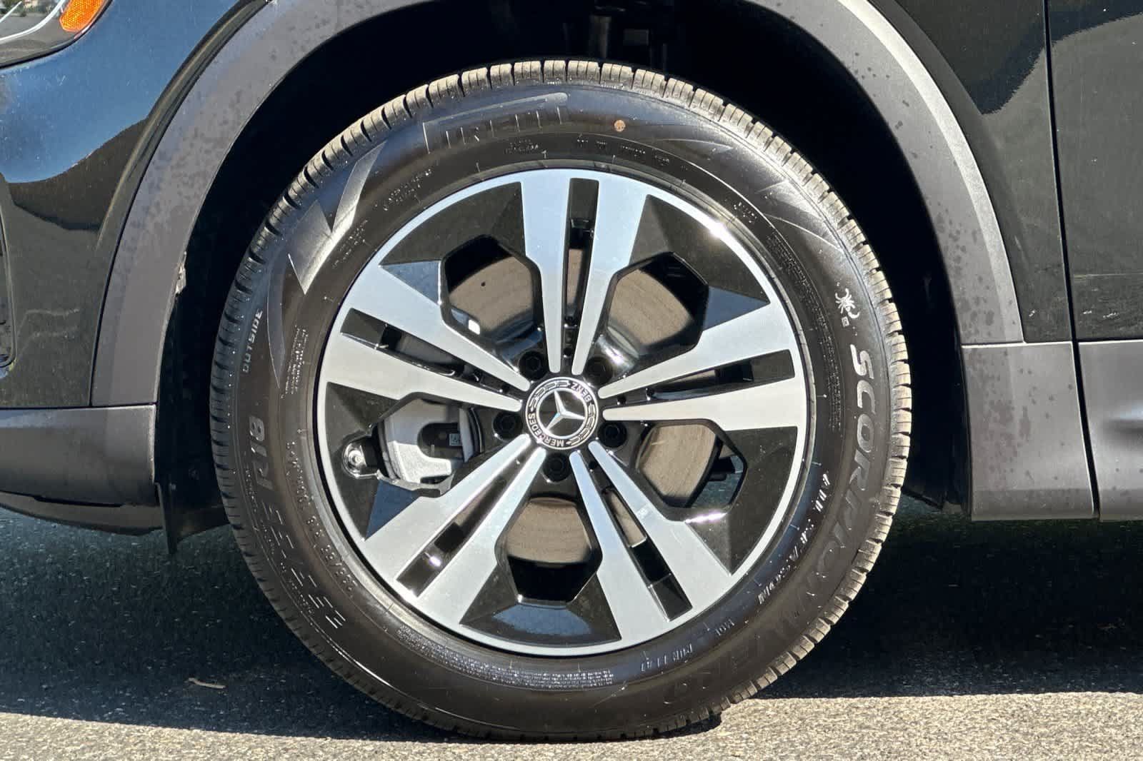 Certified 2026 Mercedes-Benz GLB 250 image 24