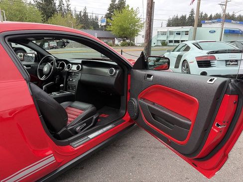 Used 2008 Ford Mustang Shelby GT500 RWD image 21