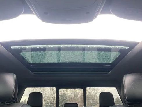 Used 2015 Ford F150 Lariat w/ Equipment Group 502A Luxury image 13