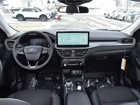 New 2026 Ford Escape SE FWD image 4