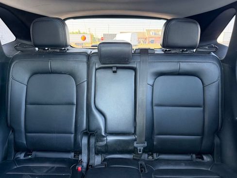 Used 2022 Ford Escape Titanium AWD/4WD image 15