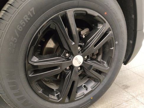 Used 2020 GMC Terrain SLE w/ Driver Convenience Package FWD image 31