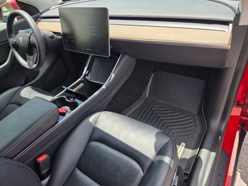 Used 2021 Tesla Model Y 2WD image 18