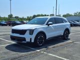 Used 2024 Kia Sorento S image 3