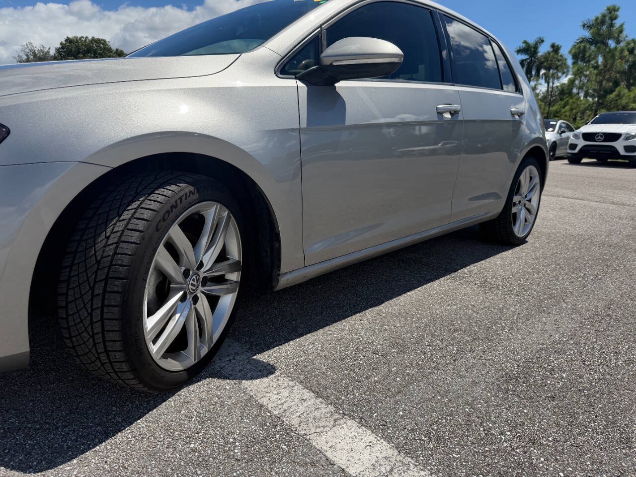 Used 2015 Volkswagen Golf TDI S FWD image 10
