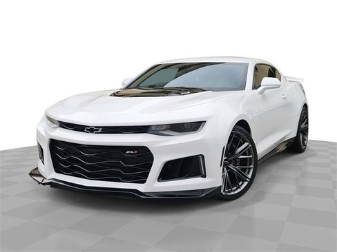 Used 2023 Chevrolet Camaro ZL1 image 1