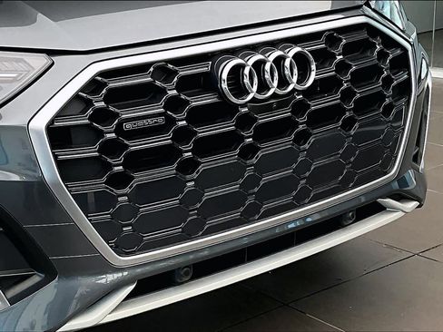 Certified 2025 Audi Q5 2.0T Premium Plus w/ Premium Plus Package image 32