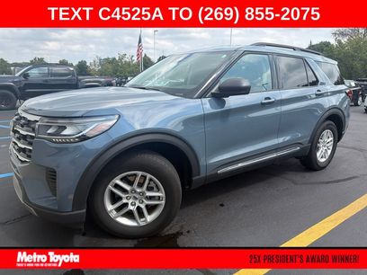 Used 2025 Ford Explorer Active