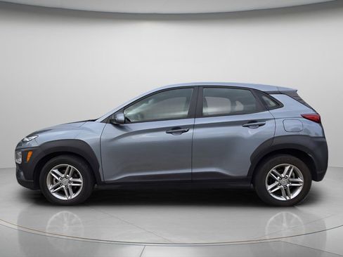 Used 2021 Hyundai Kona SE image 3