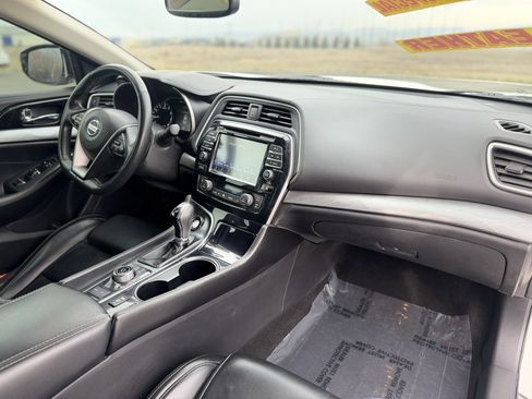 Used 2016 Nissan Maxima 3.5 SV image 13