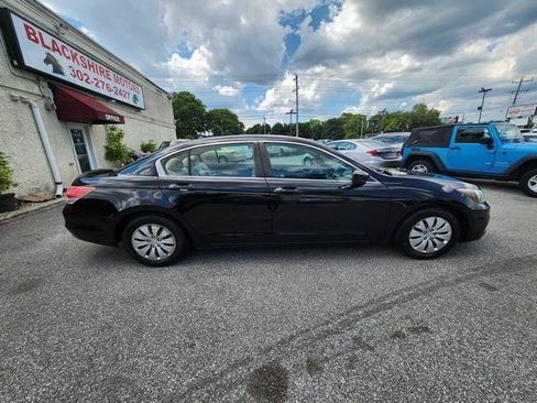 Used 2012 Honda Accord LX image 8