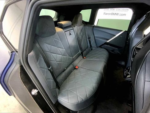 Used 2022 BMW iX xDrive50 w/ Convenience Package image 20