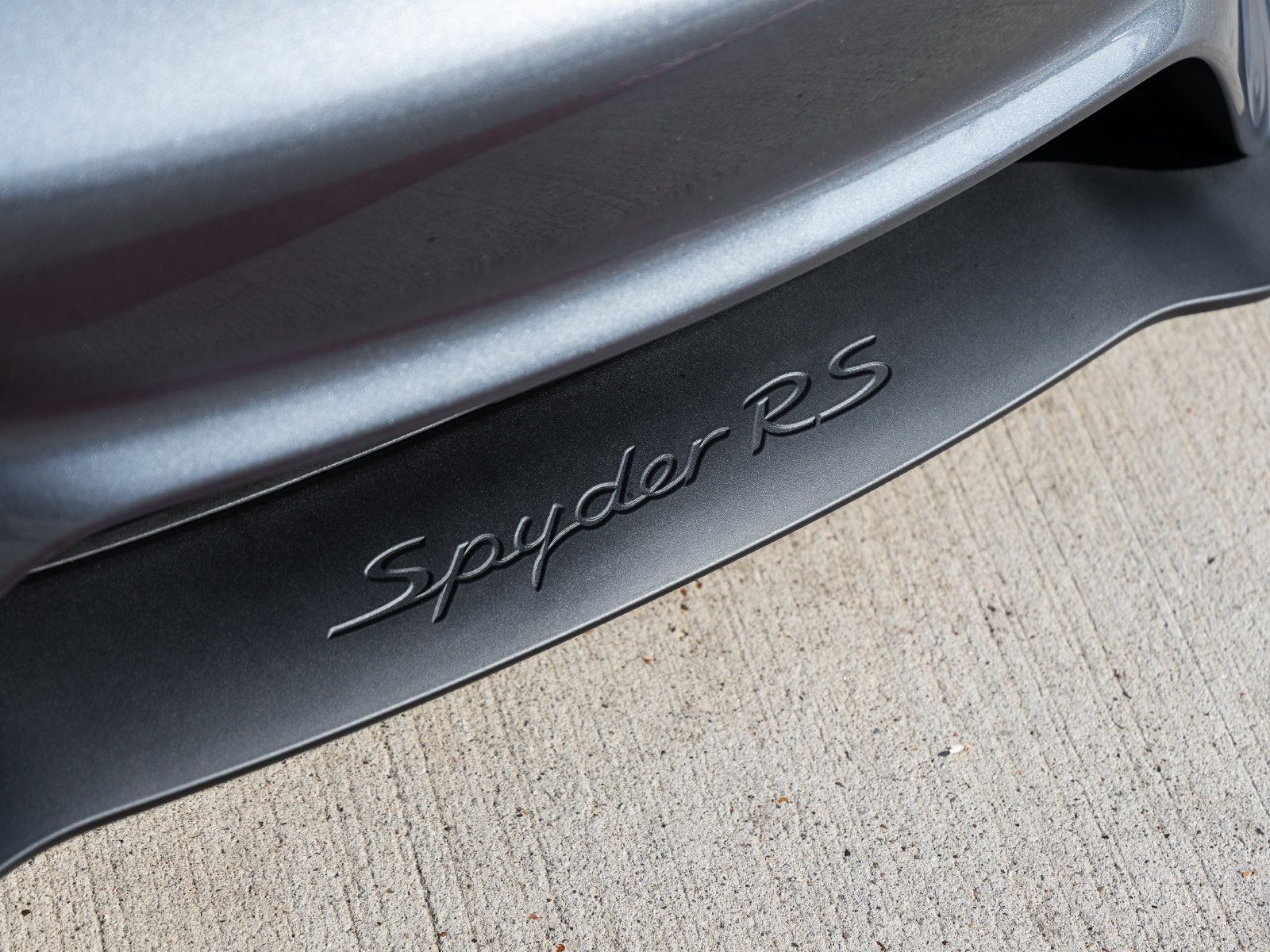 Certified 2024 Porsche 718 Boxster Spyder RS RWD image 31