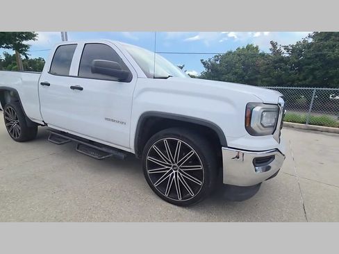 Used 2018 GMC Sierra 1500 2WD Double Cab image 31