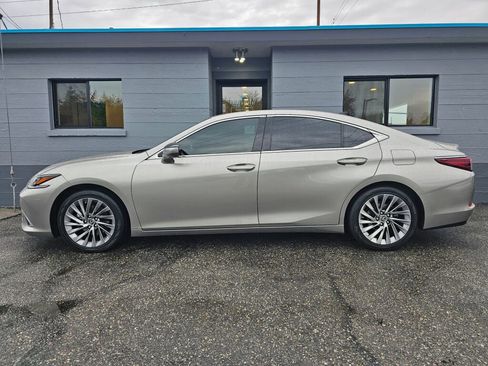 Used 2019 Lexus ES 350 FWD image 2
