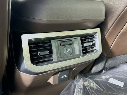 New 2025 Ford F250 King Ranch w/ Chrome Package image 27