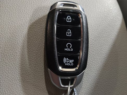 Used 2023 Hyundai Kona SEL AWD/4WD image 32