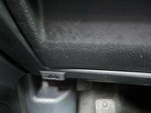 Used 2024 Subaru Outback Premium AWD/4WD image 45
