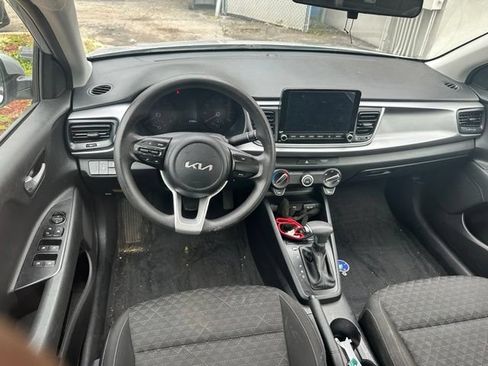 Used 2023 Kia Rio LX FWD image 9