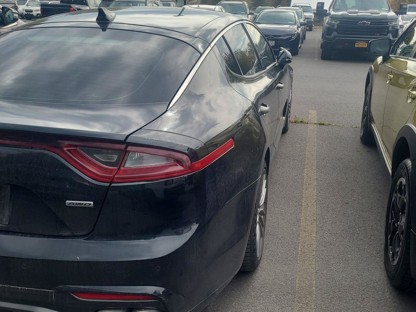Used 2018 Kia Stinger AWD/4WD image 6