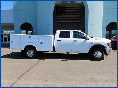 New 2025 RAM 3500 Tradesman image 1