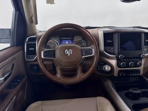 Used 2019 RAM 1500 Laramie AWD/4WD image 26