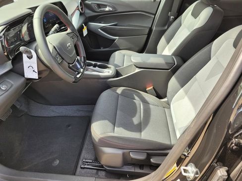 New 2026 Chevrolet Trax RS w/ Driver Confidence Package image 14