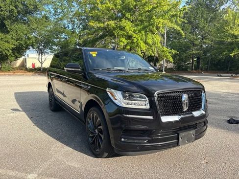 Used 2021 Lincoln Navigator L Reserve AWD/4WD image 8