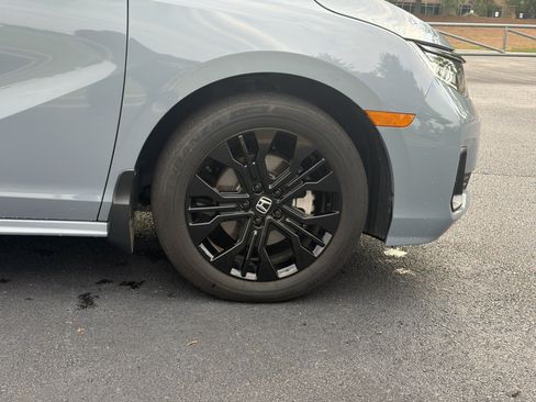 Used 2025 Honda Odyssey Sport-L image 33