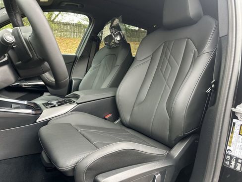 New 2026 BMW X3 xDrive30 w/ Premium Package image 12