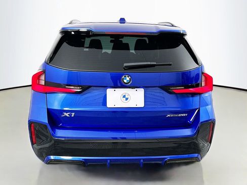 Certified 2023 BMW X1 xDrive28i w/ Premium Package image 6