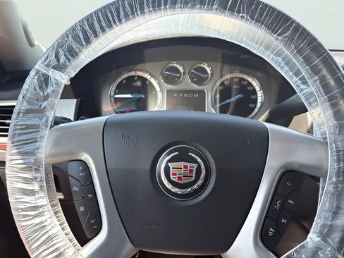 Used 2012 Cadillac Escalade EXT Premium AWD/4WD image 21