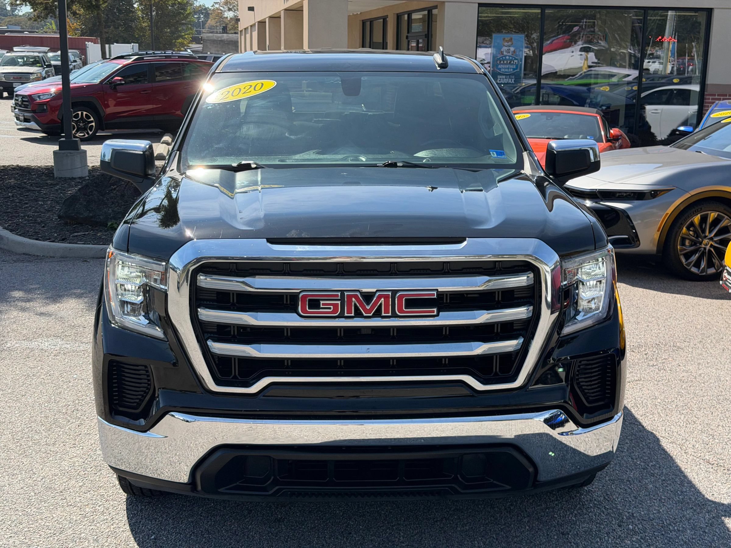 Used 2020 GMC Sierra 1500 SLE w/ SLE Value Package RWD image 5