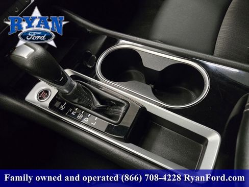 Used 2024 Nissan Altima 2.5 SV image 12