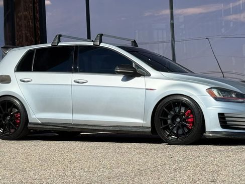Used 2017 Volkswagen GTI Sport FWD image 16