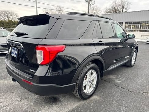 Used 2022 Ford Explorer XLT w/ Class IV Trailer Tow Package image 5